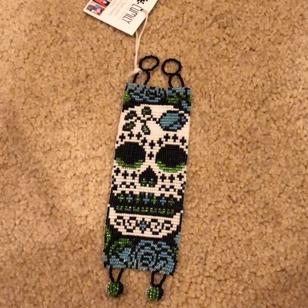 Handmade Beaded Sugar Skull bracelet